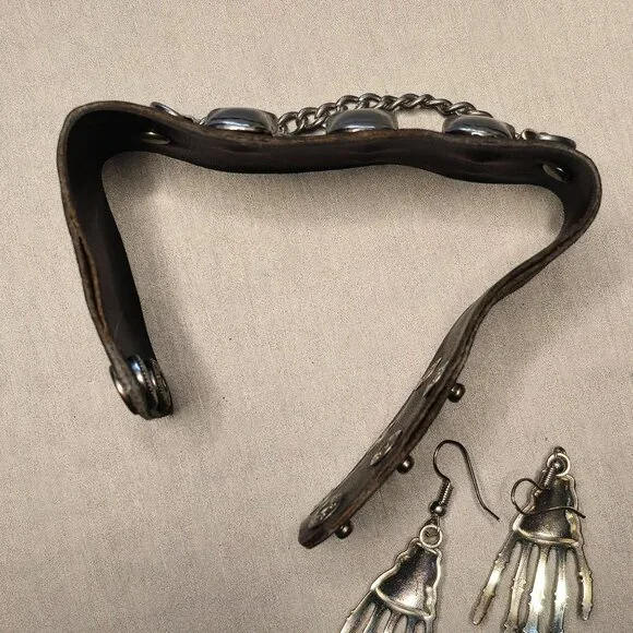 Y2K Skull & Bones Gothic Jewelry Set Silver Tone Earrings Bracelet Lot of 2 - Picture 8 of 11